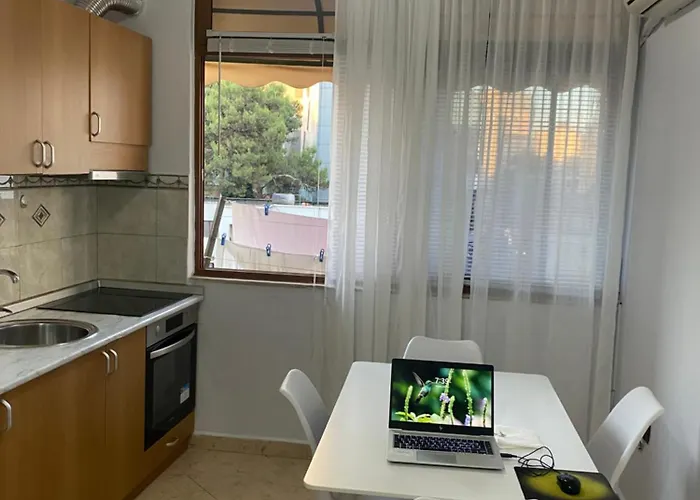 Center Lägenhet Tirana